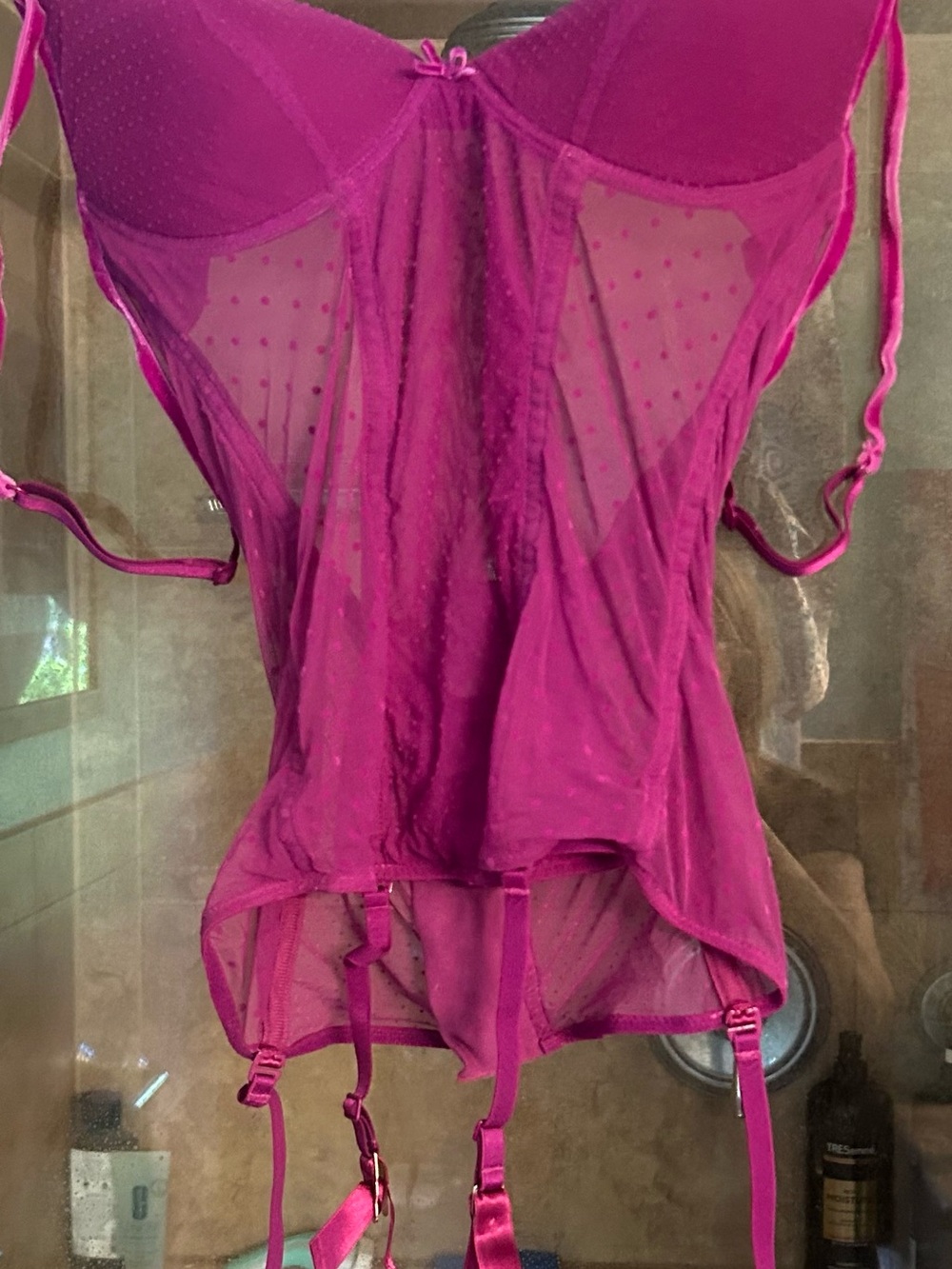 intimissimi fuchsia lingerie tag detail